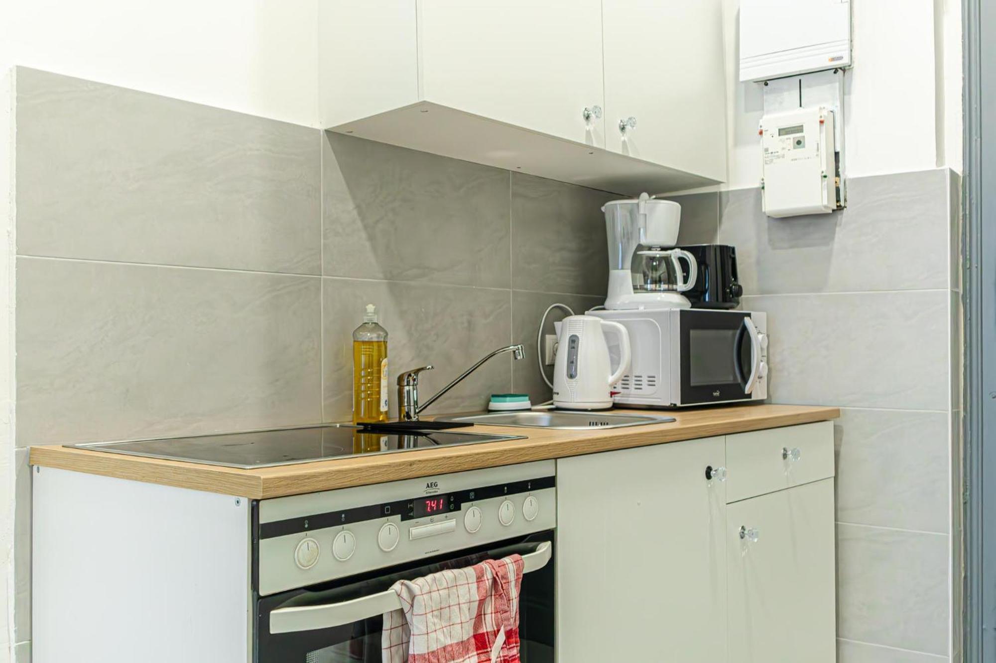 Stylish Studio Apartment Wiener Stadthalle Exteriér fotografie