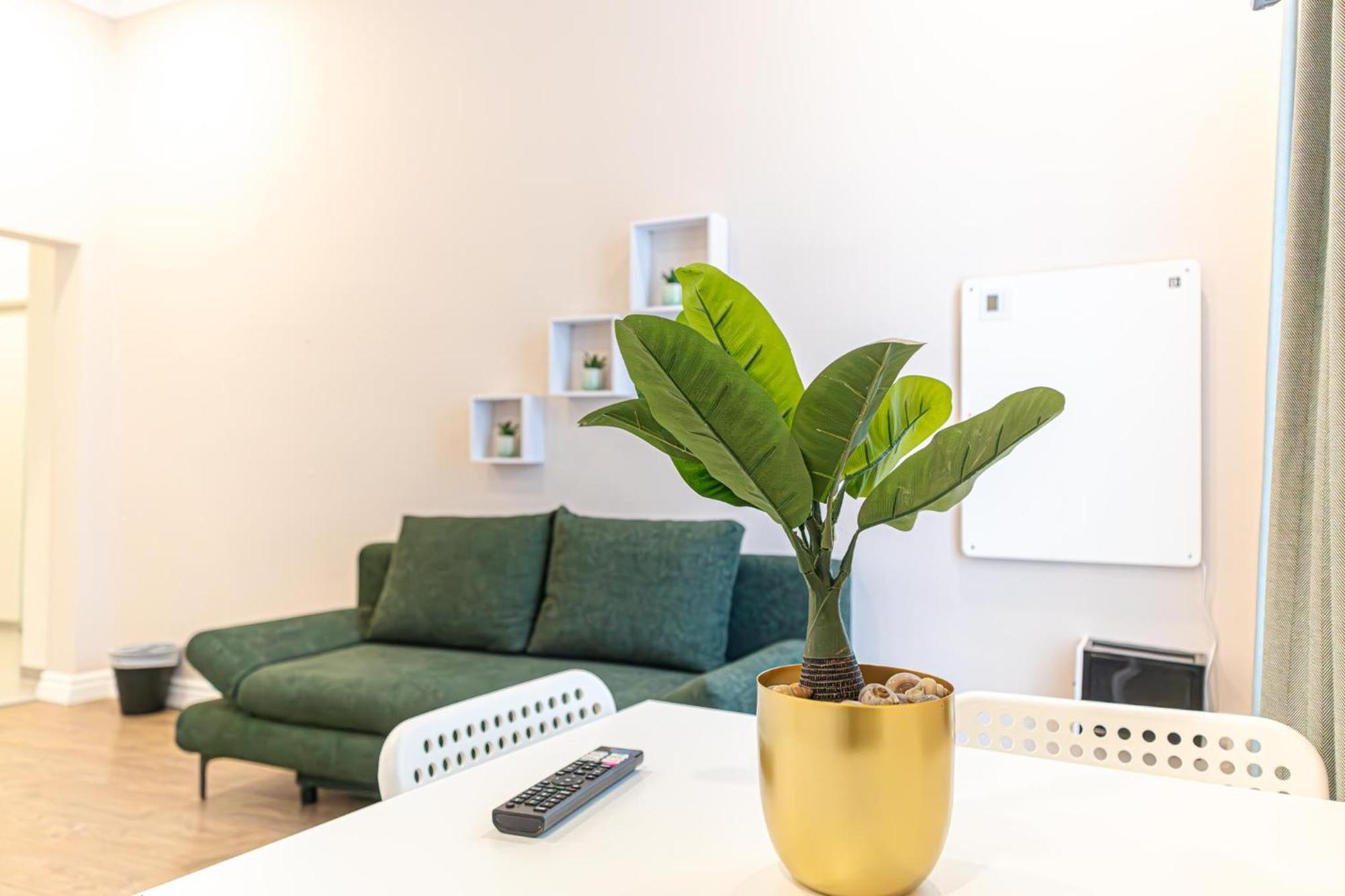 Stylish Studio Apartment Wiener Stadthalle Exteriér fotografie